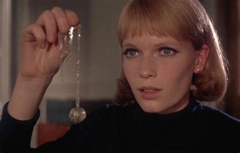 Rosemary's Baby - Un Thriller Psychologique Intrigant avec une Atmosphère Sinistre !